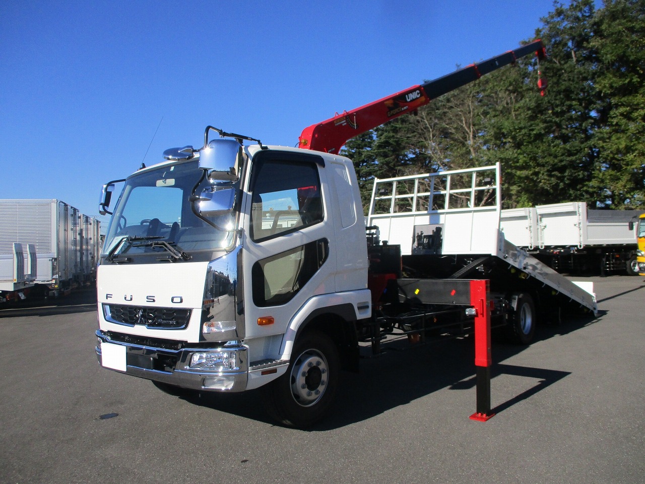 三菱 令和3年式 クレーン付セーフティ ユニック 4段ラジコン 株式会社トラックエイト 三菱 令和3年式 クレーン付セーフティ ユニック 4段ラジコン 株式会社トラックエイト