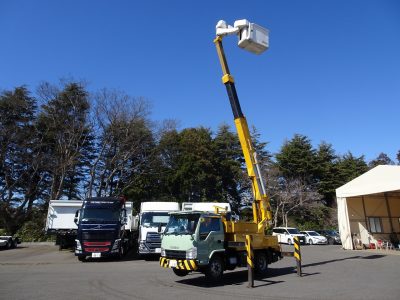 いすゞ 平成25年式 高所作業車 アイチ 14.6m 電工仕様 サブエンジン付