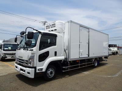 いすゞ 令和5年式 冷凍車 ワイド 格納G 2.45t積載