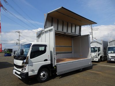 三菱 令和5年式 ウイング ワイドロング 3t積載