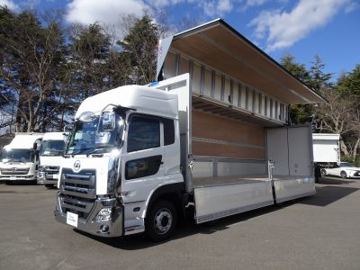 UD 令和6年式 ウイング ハイルーフ 4軸低床