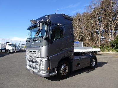 ボルボ 令和3年式 トラクタ FH ハイルーフ