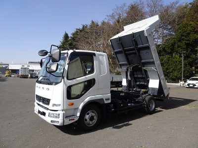 三菱 令和4年式 ダンプ 新明和 3.55t積載 ベッド付