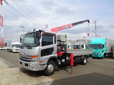 UD 平成25年式 クレーン付 3段・ラジコン 2.6t積載