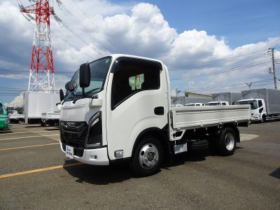 いすゞ 令和5年式 平ボディー 標準10尺 AT 全低床 2t積載