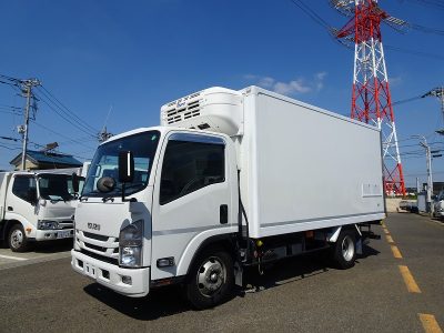 いすゞ 令和2年式 冷凍車 ワイドロング 2.95t積載